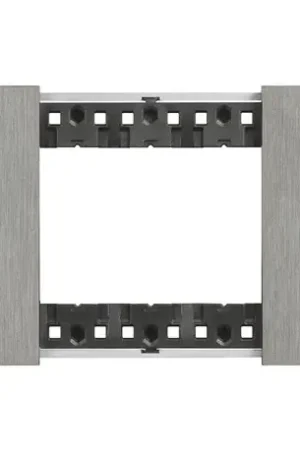 Vente Flash Plaque de finition Living Now Collection Les Noirs 3 modules Acier BTKA4803ZG